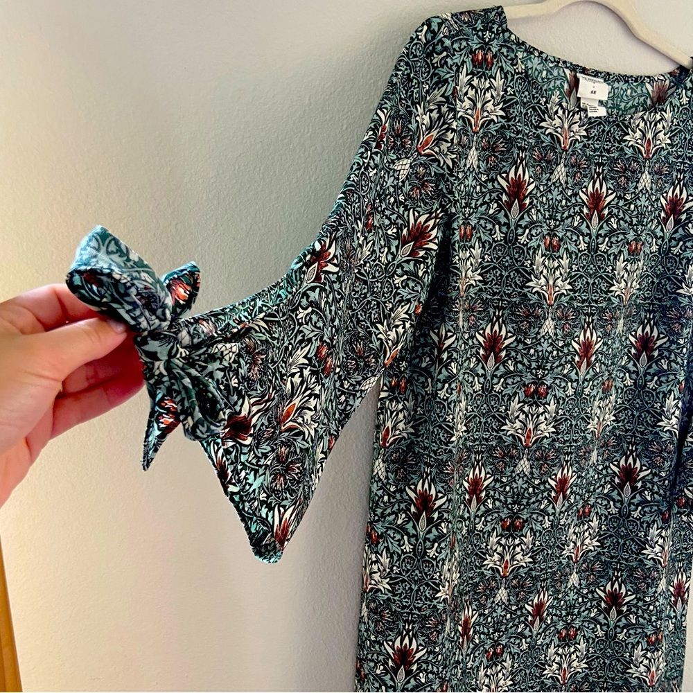 Beautiful Coctail Dress Mid Length Vintage Print